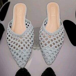 Pre-loved Jose Blue Leather Woven Flats Women’s Behold  Mules Sz 9M